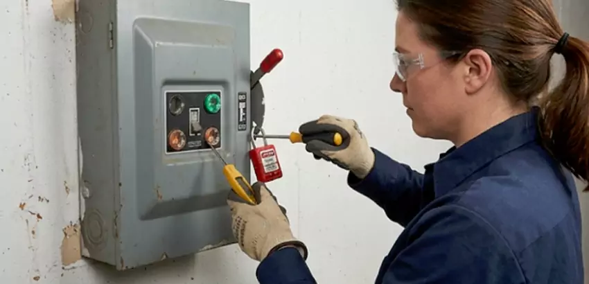 Motion Sensor Light Switch Replacement in Antioch
